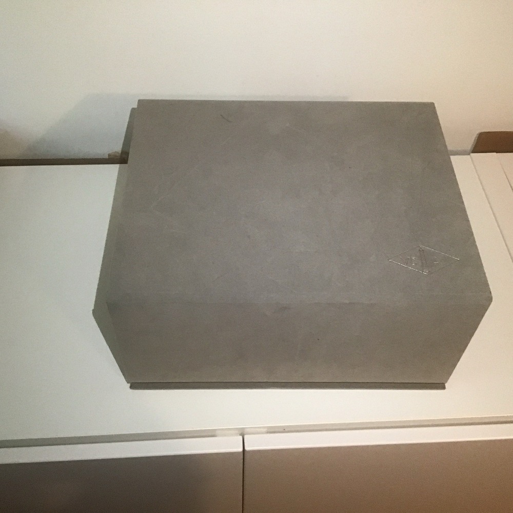 Authentic Van Cleef & Arpels VCA‎ Gray Gift Jewelry Presentation Storage Box